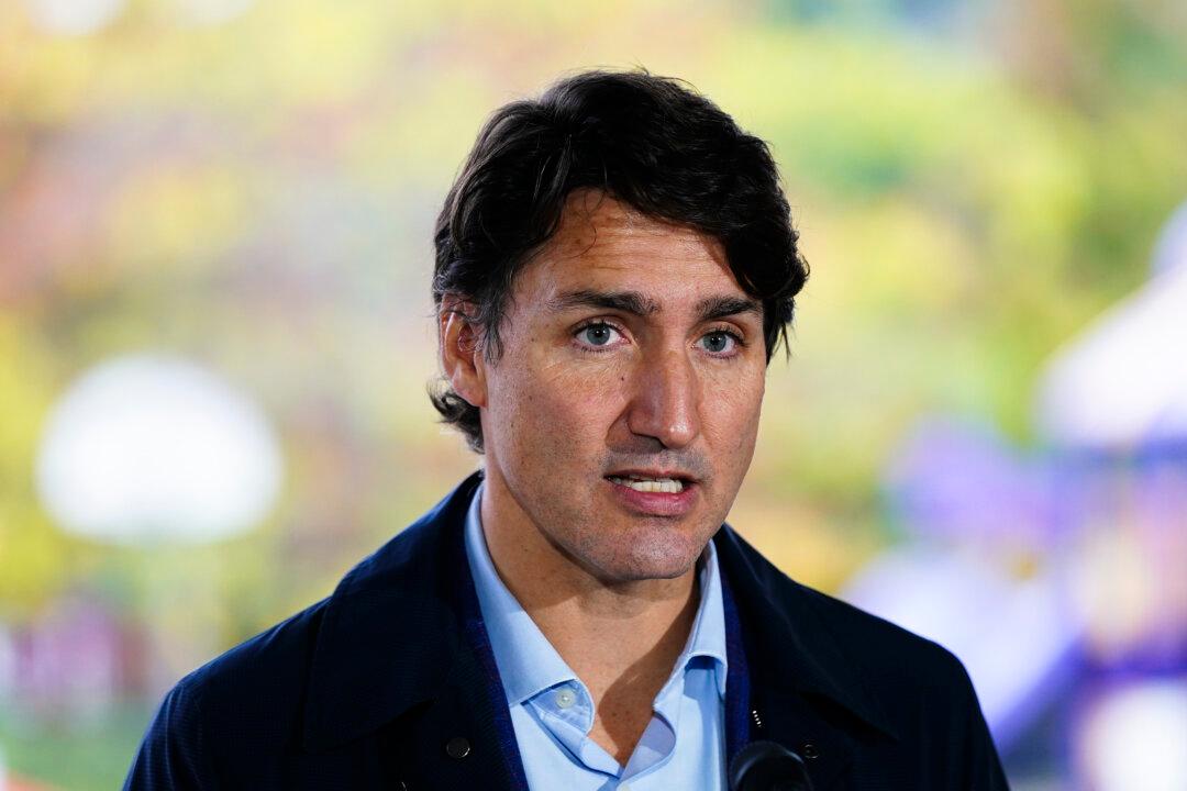 Trudeau Announces New Federal Standard for Vaccine Passports, Pfizer Vaccine Deal for Children