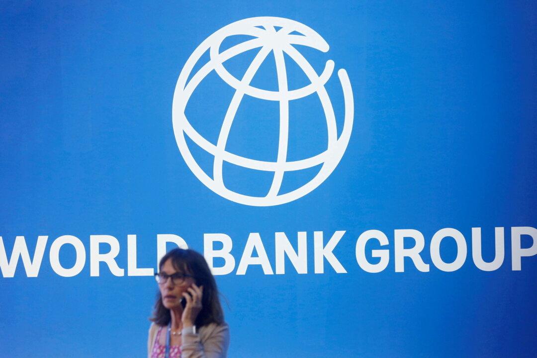 Global Economy ‘Perilously Close’ to Recession, World Bank Warns