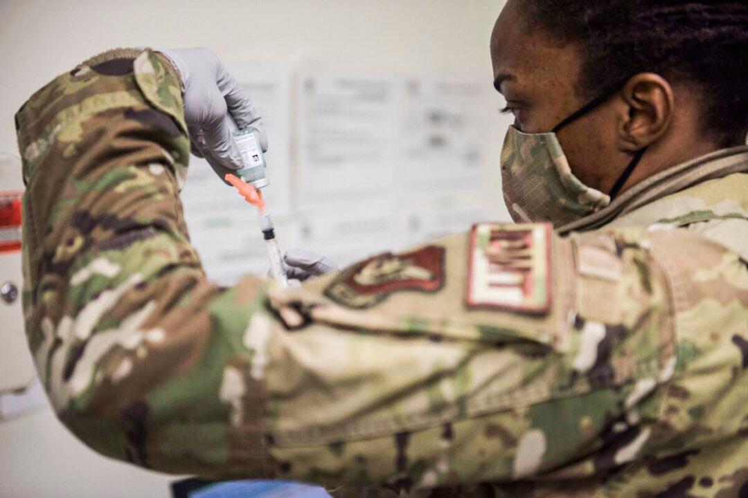 Over 10,000 Active-Duty Air Force Personnel Not Vaccinated by Deadline
