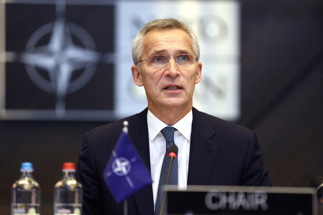 NATO Will Concentrate on Countering the Chinese Threat for Next Decade: Stoltenberg