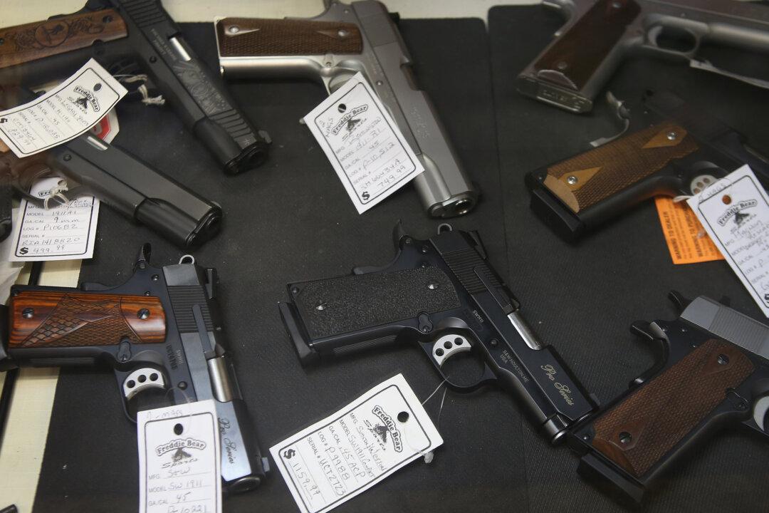 Illinois AG Asks Court to Lift Block on Gun Control BIll