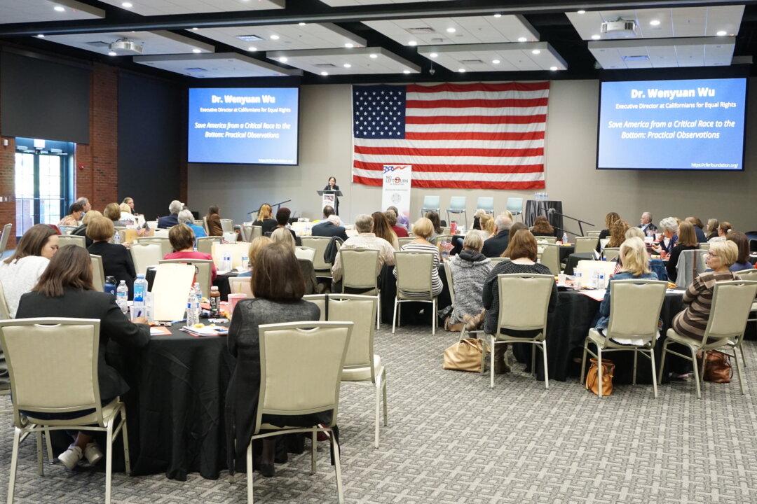 ‘No Left Turn’ Advocates Defending Freedom in American Education