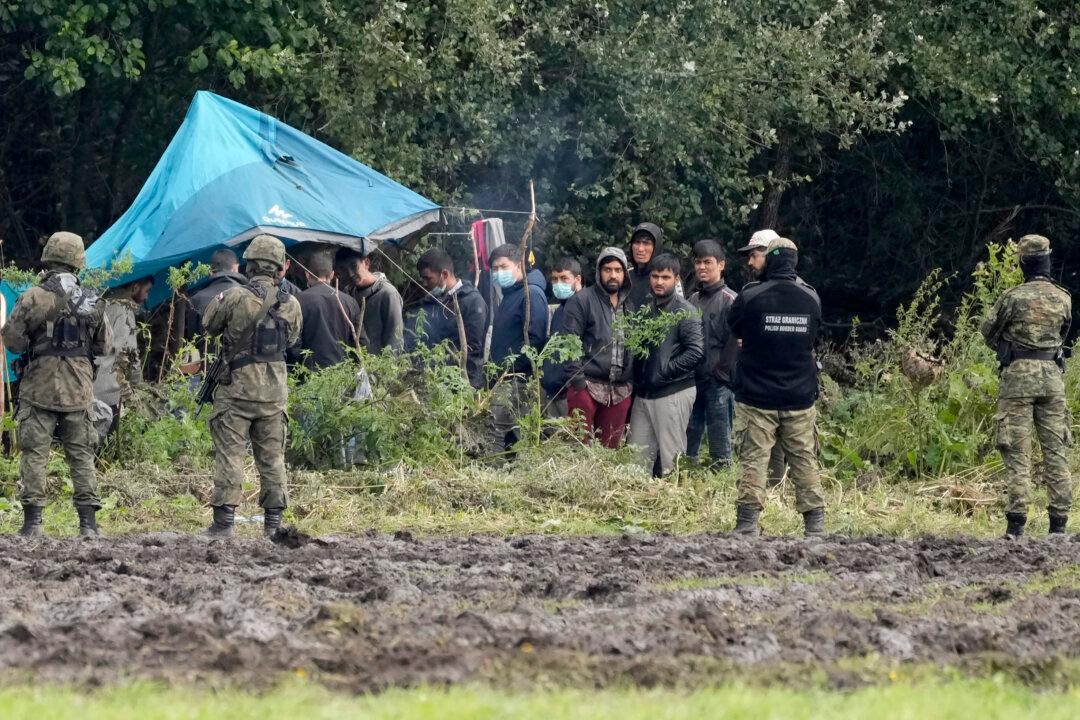 Poland Says Belarus Staged Armed Intrusion at Border, Summons Envoy