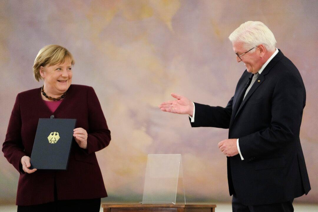 Dismissed: Germany’s Merkel Becomes Caretaker Chancellor