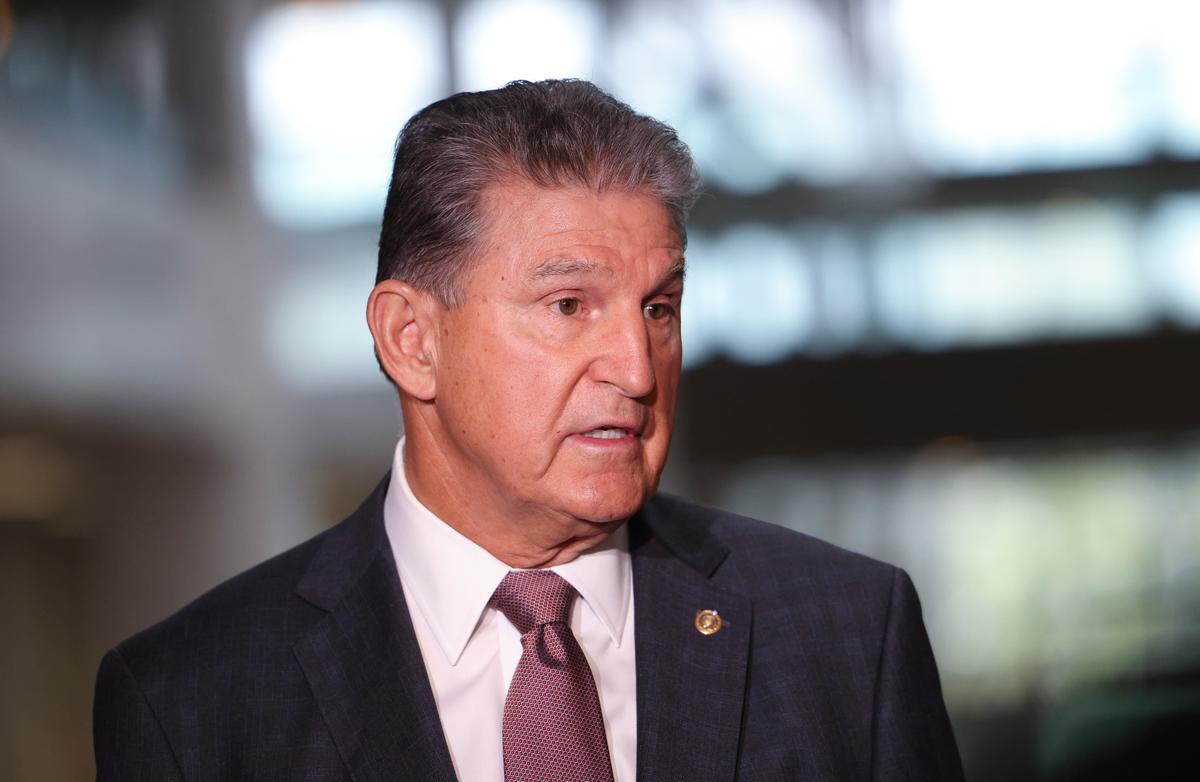 Manchin Refuses to Overrule Parliamentarian on Immigration Provisions