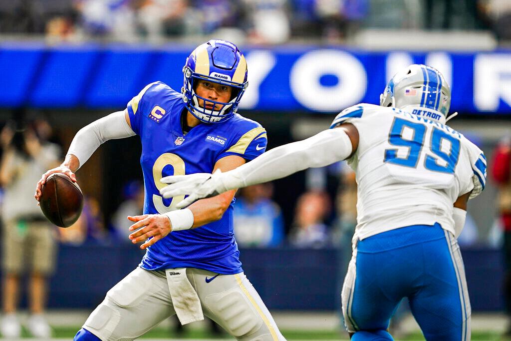 Rams Survive Early Onslaught by the Lions