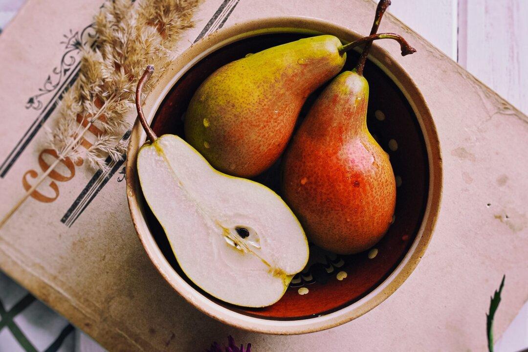 Consider the Pear: How to Properly Ripen, Prepare, and Appreciate Fall’s Forgotten Fruit