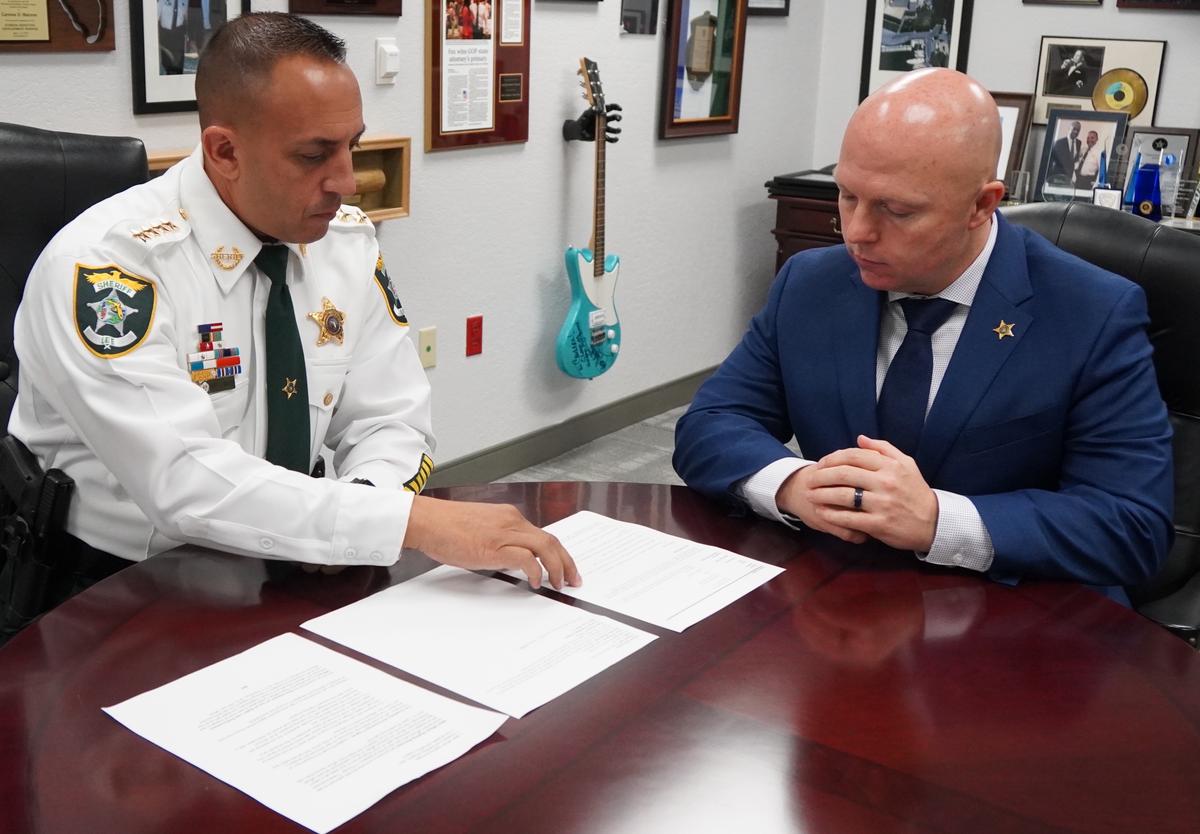 Florida Sheriff Smashes Jail Inmates’ Post Card Meth-Smuggling Operation