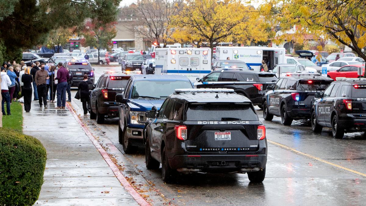 Suspect in Shooting at Boise Mall Dies, Identified