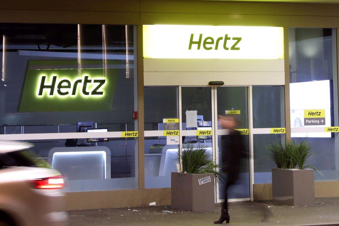 Uber Partners With Hertz to Offer 50,000 Tesla Rentals to US Ride-Hail Drivers