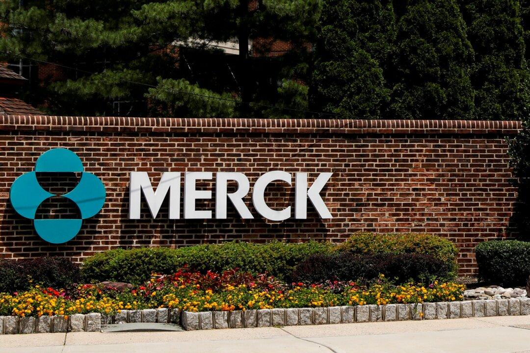 Merck to Let Other Drug Companies Make Its COVID-19 Pill Under New Agreement