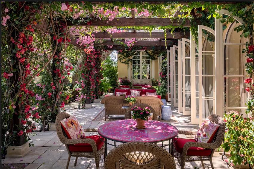 Bel-Air’s Majestic ‘Il Sogno’ Villa Is Available for the Right Dreamer