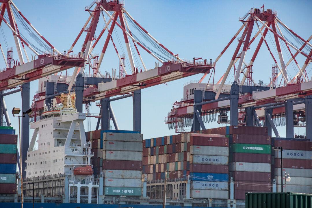 LA Port Cargo Volume 22 Percent Higher Compared to 2020