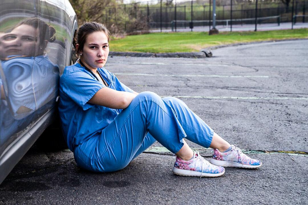 Worn-Out Nurses Hit the Road for Better Pay