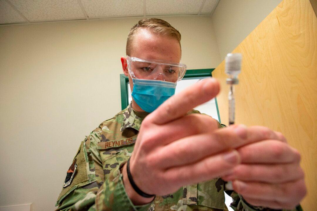 Over 11,000 Active-Duty Air Force Personnel Unvaccinated With Days Left Before Deadline