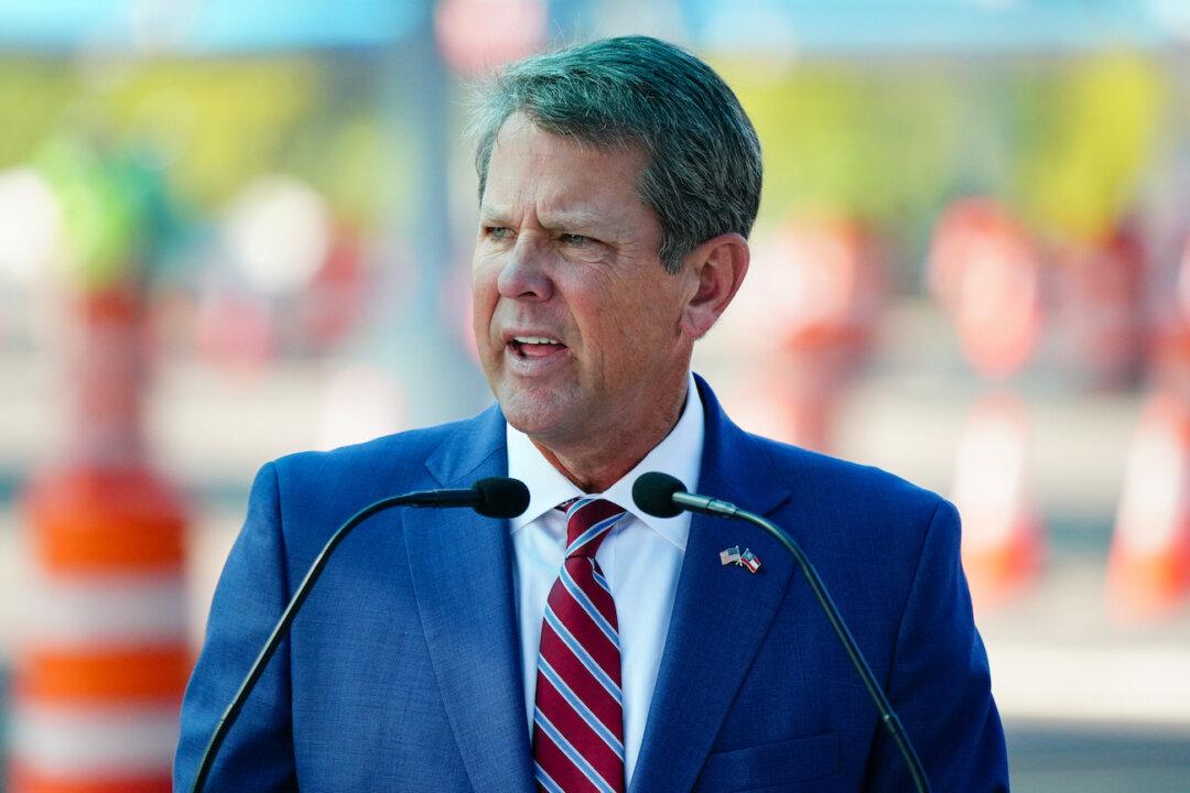 Georgia Governor Signs Bill Barring COVID-19 Vaccine ‘Passports’