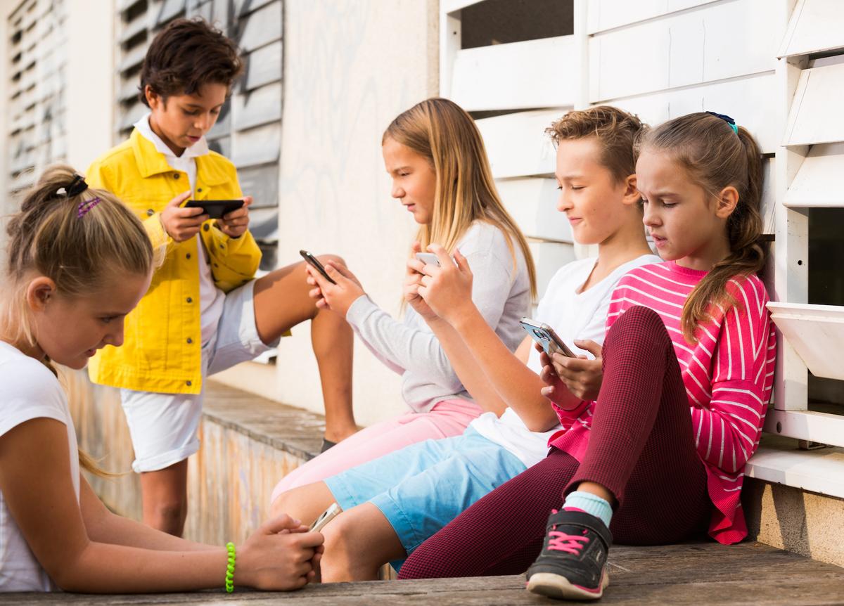 Social Media Isn’t Going Away, but Parents Can Equip Children to Resist the Harms