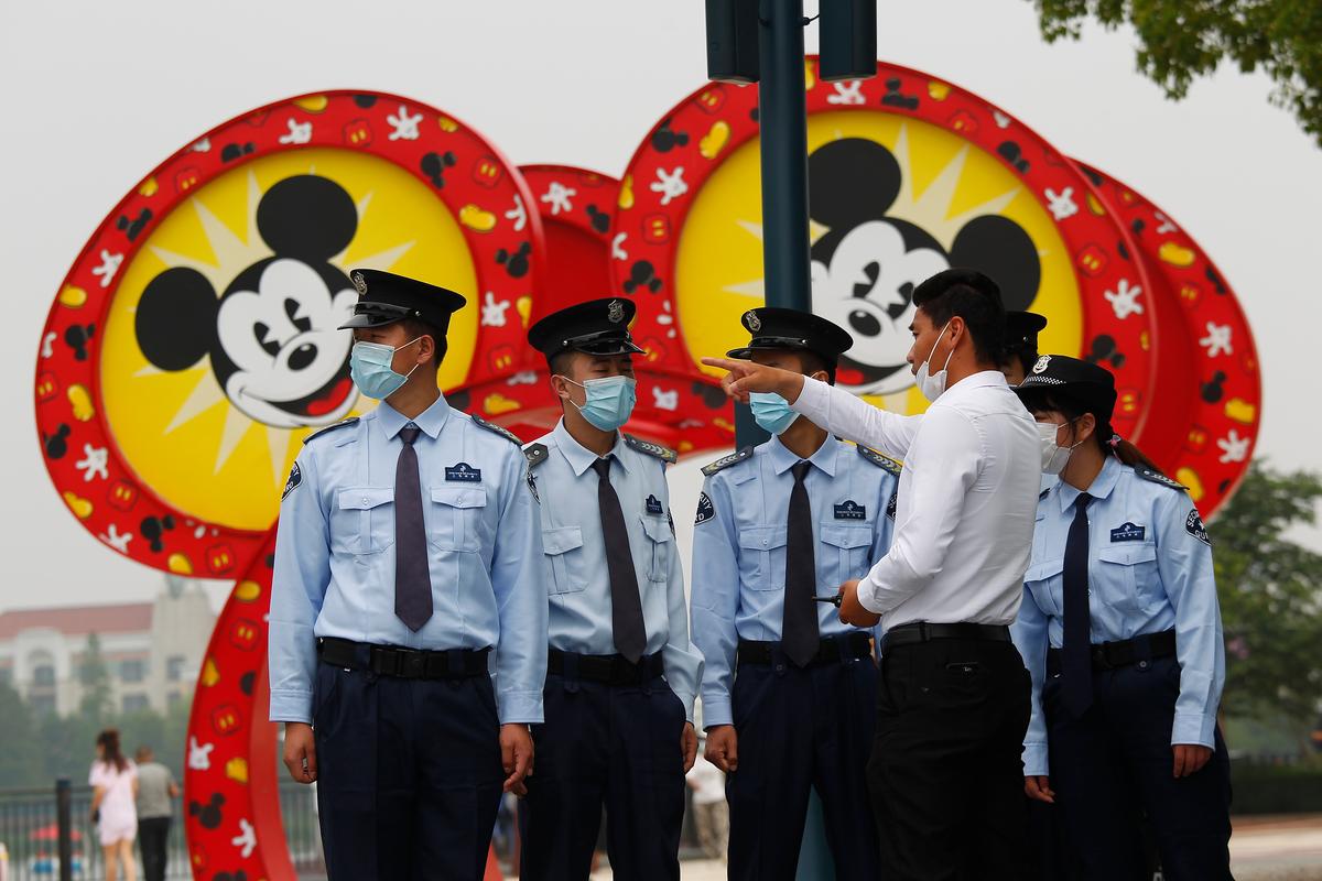 COVID-19 Testing Keeps Halloween Visitors Stranded in Shanghai Disneyland