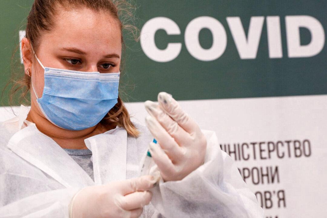 CDC: Immunity From Both Vaccines, COVID-19 Lasts at Least 6 Months