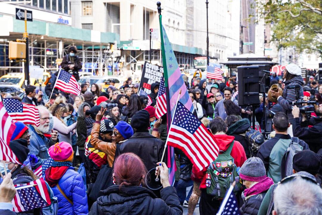 Worldwide Walkout: NYC Protesters Rally Against Vaccine Mandates and Bills That Target Exemptions