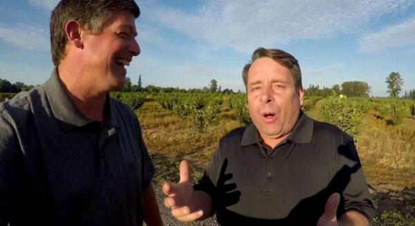 Kyle Justice (L) and Pat Roy in the episode “The Great Eclipse” (Awesome Science Media)