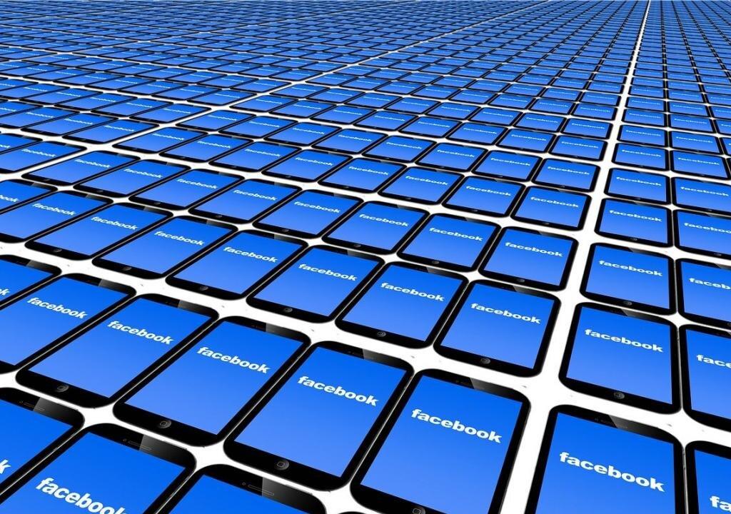 Facebook Targets Apple’s 30 Percent Commission With Latest Move