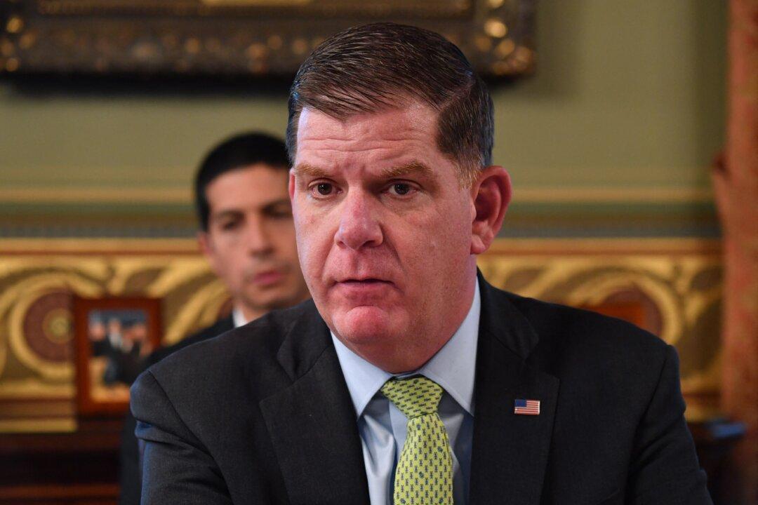 Labor Secretary Insists OSHA COVID-19 Vaccine Rule Is Not a Mandate