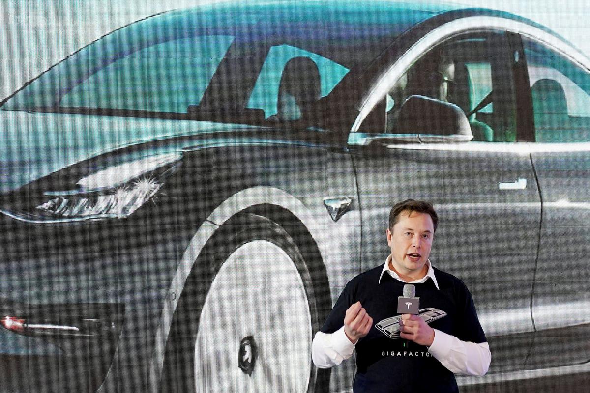 Tesla’s Next Generation Smaller Car to Operate Mostly Autonomously: Musk