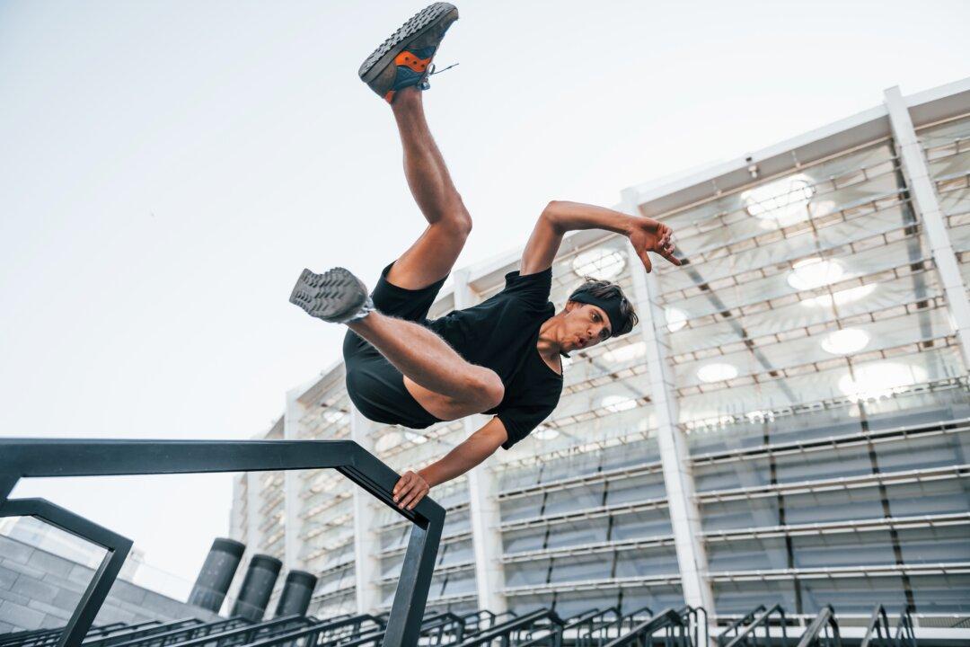 Godspeed Healing a Parkour Knee Injury
