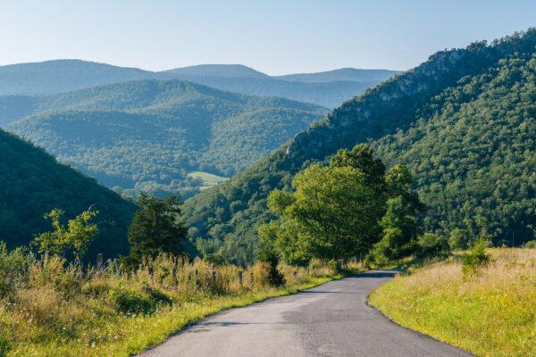 A photograph of West Virginia shows why the state is known as the Mountain State. (Courtesy of Jon Bilious/Dreamstime.com)