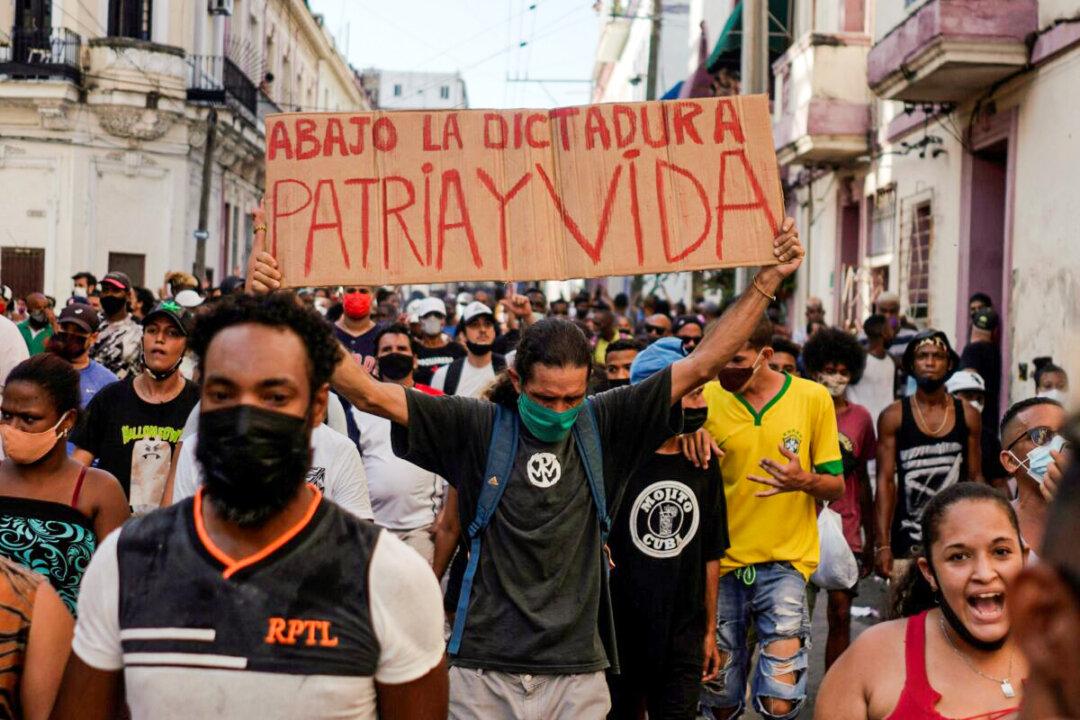 Biden Administration Killed Cuba’s Democratization: Cuba Expert