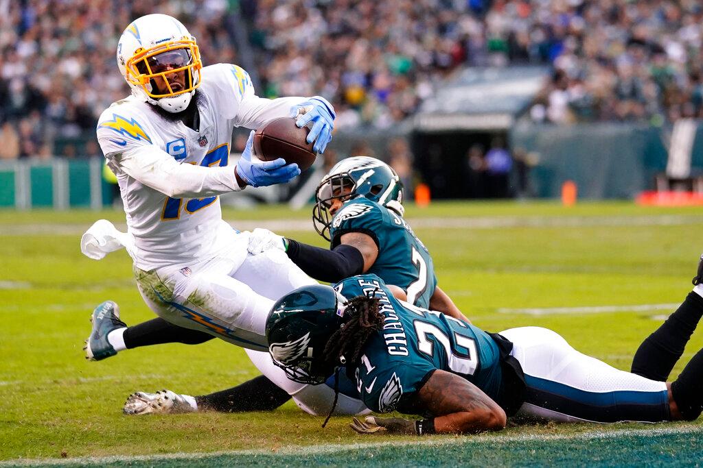 5 Big-Name Wide Receivers Available as Training Camps Open