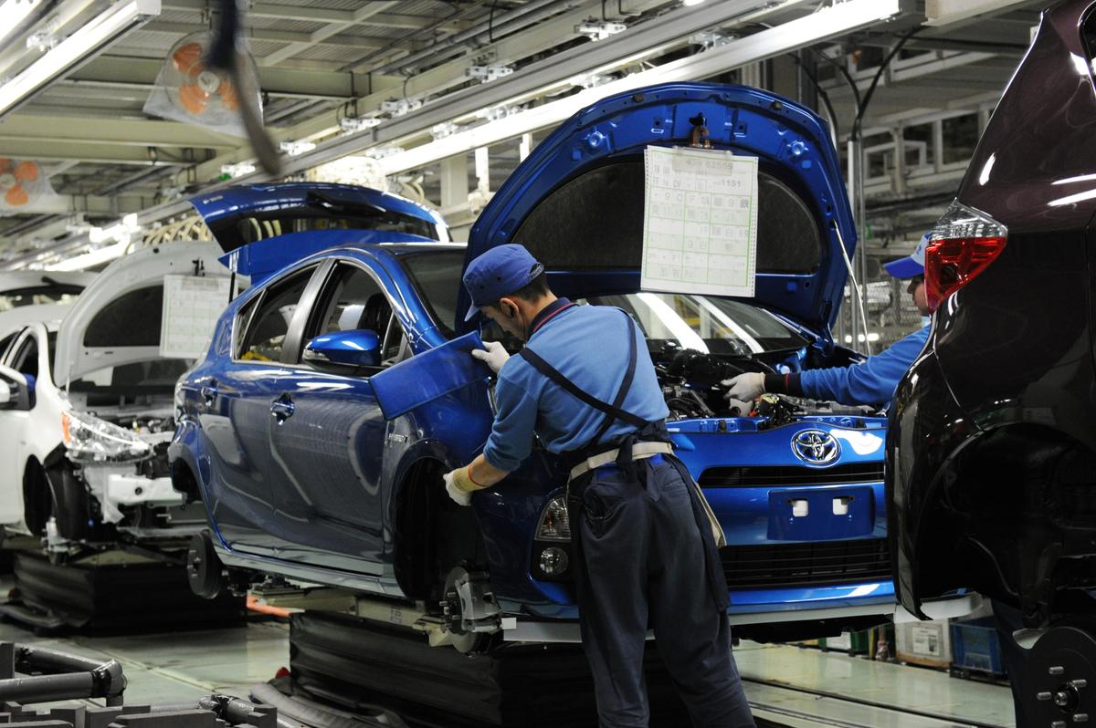 Japanese Car Production Plunges Amid Supply Chain Disruptions