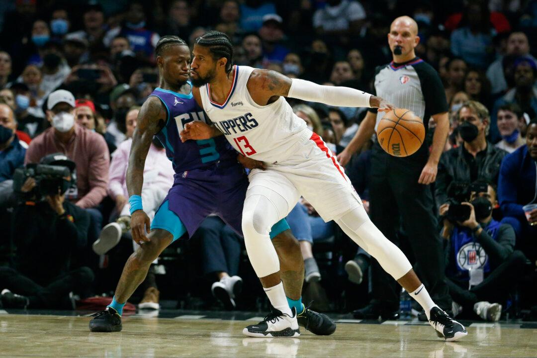 George, Jackson Lead Clippers Past Hornets, 120-106