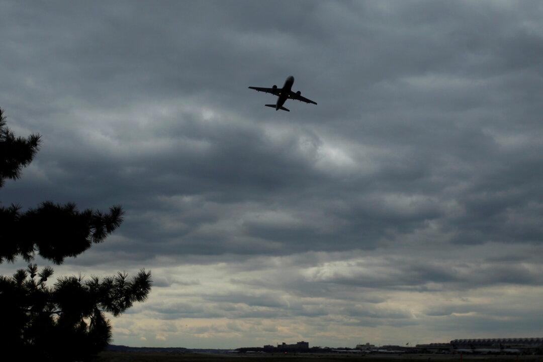 Boeing, Airlines: ‘Significant Time’ Needed to Resolve 5G Spectrum Issue