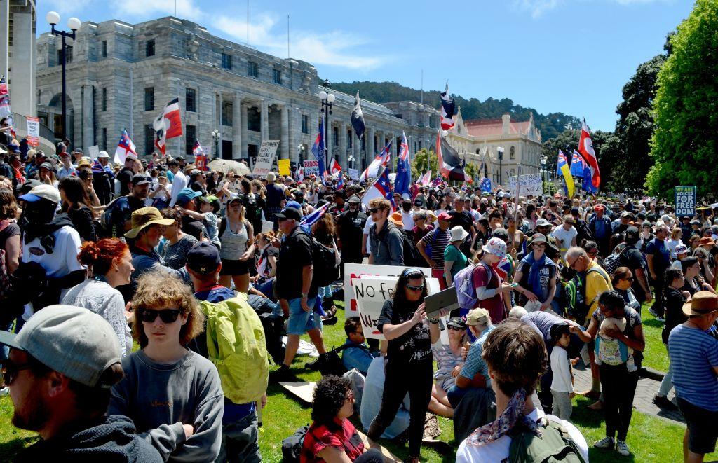 Thousands March in NZ’s Capital Against Vaccine Mandates, Lockdowns