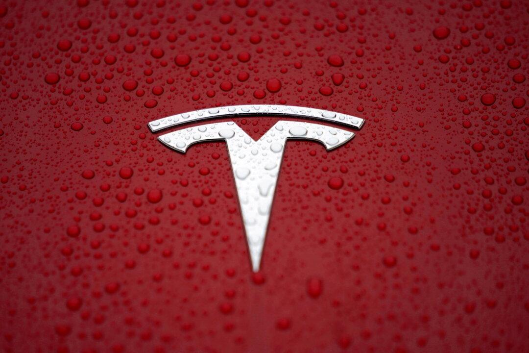 Tesla Recalls Over 475,000 Electric Vehicles