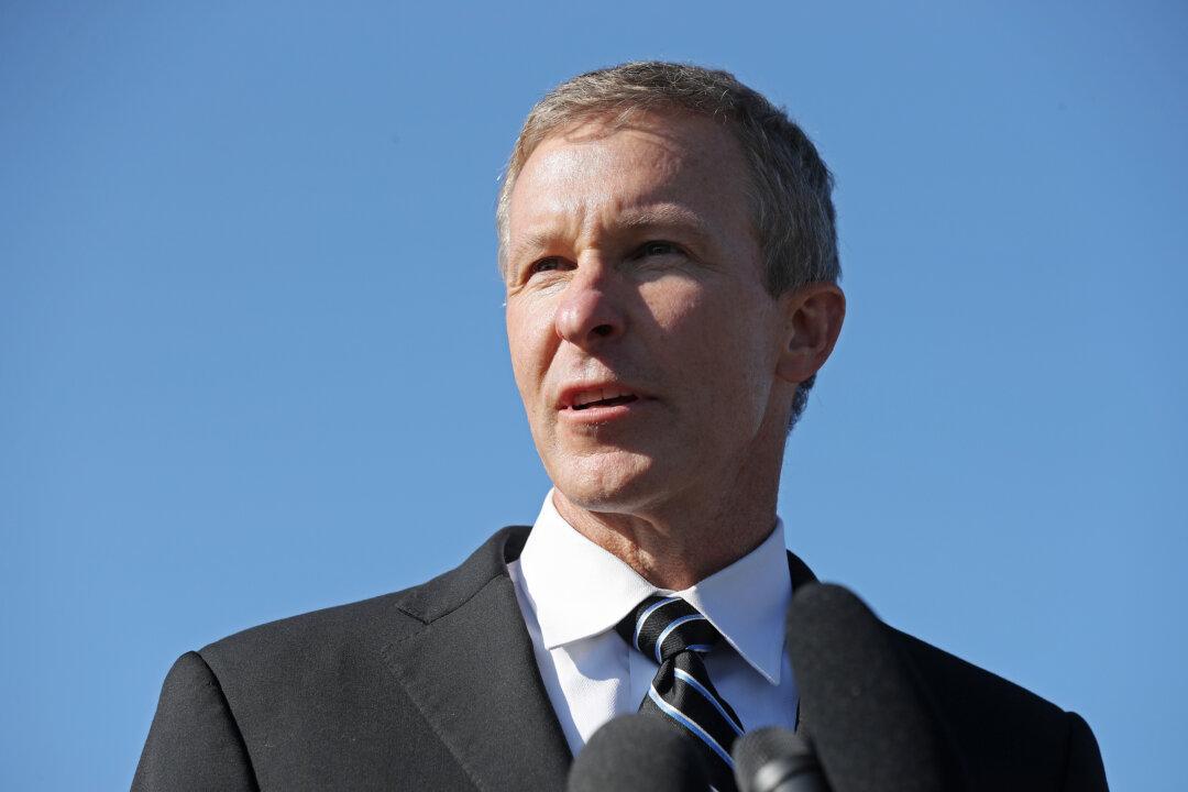 CEO of Major Airline Warns of More Travel Disruptions as Carriers Struggle With Pilot Shortages, Outdated Tech