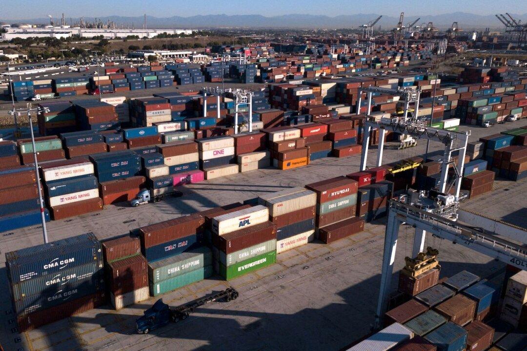 US Import, Export Prices Surge in October, Adding to Signs of Persistent Inflation