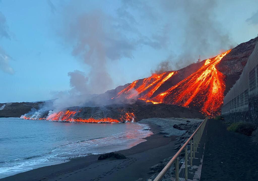 Rock Rises out of the Sea as Second La Palma Lava Flow Reaches Ocean