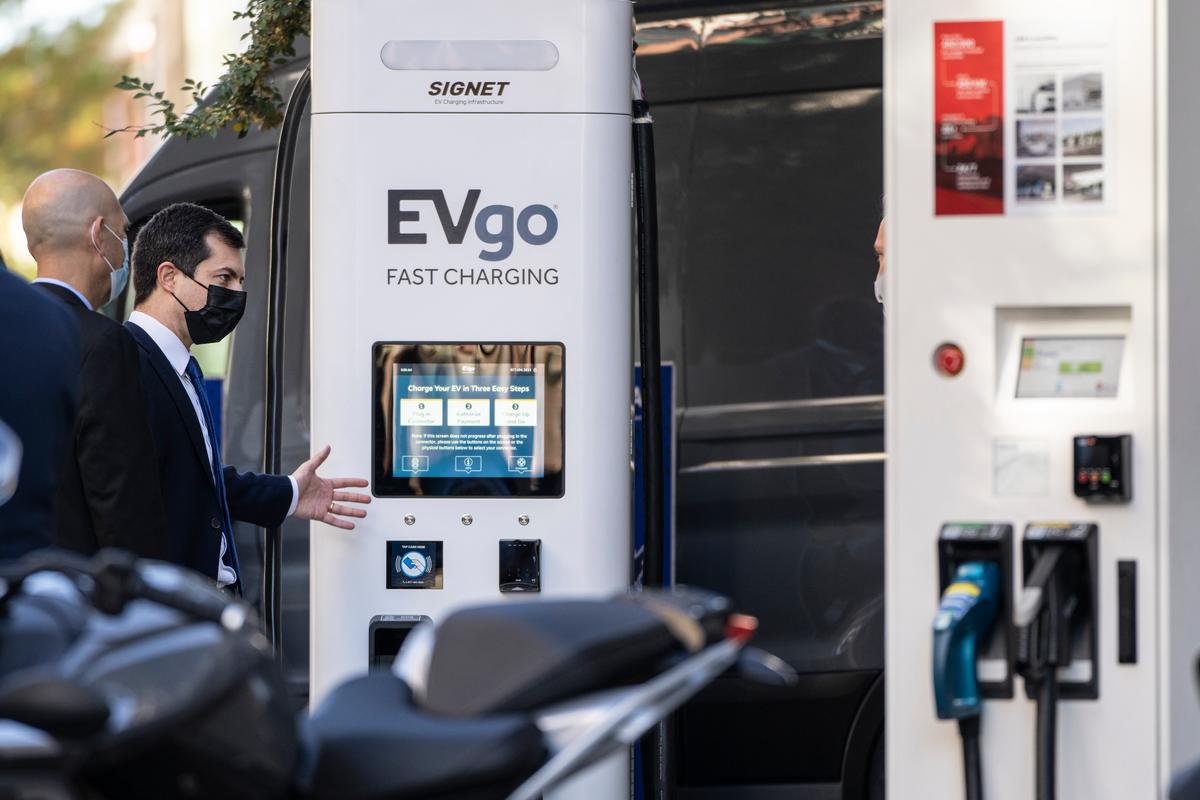 1st Round of Federal Fleet EV Conversion to Add $500 Million in Extra Costs: GAO