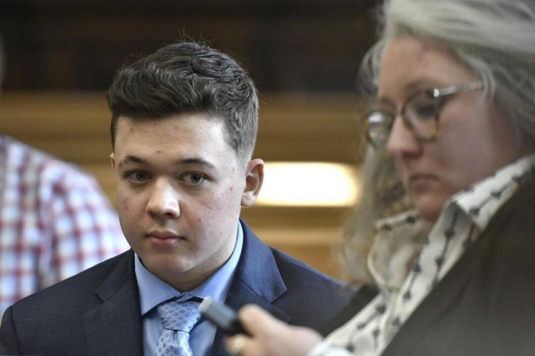 Kyle Rittenhouse Trial Judge Allows Jury to Consider That Teen Provoked Attack