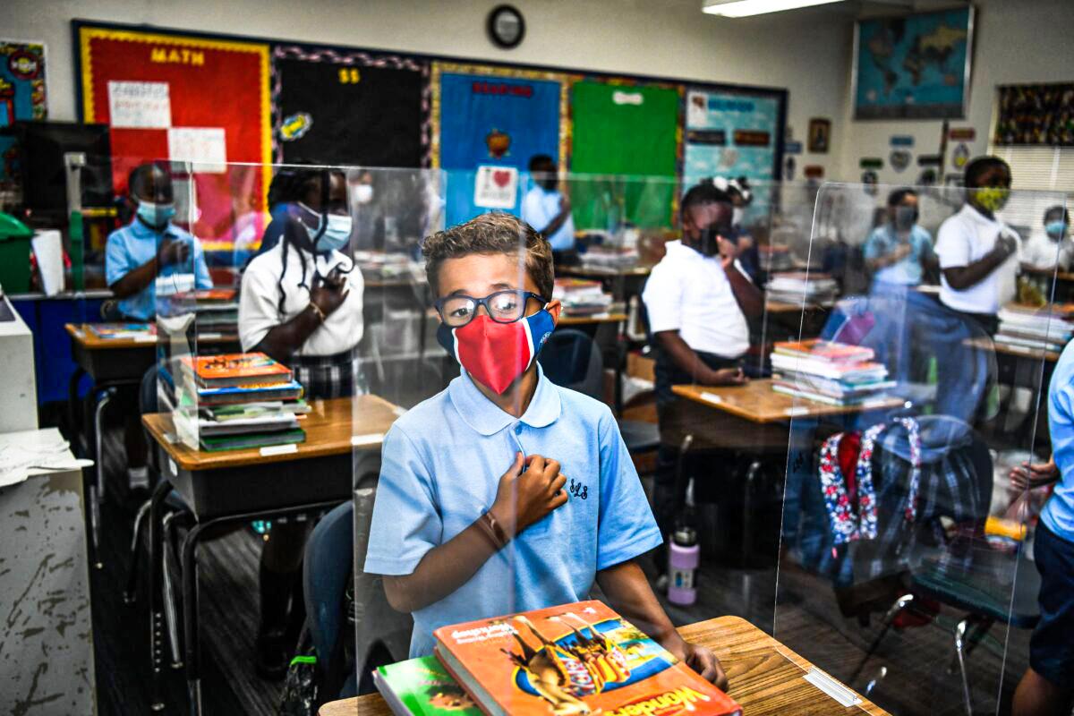Texas Judge Blocks Governor’s Ban on School Mask Mandates