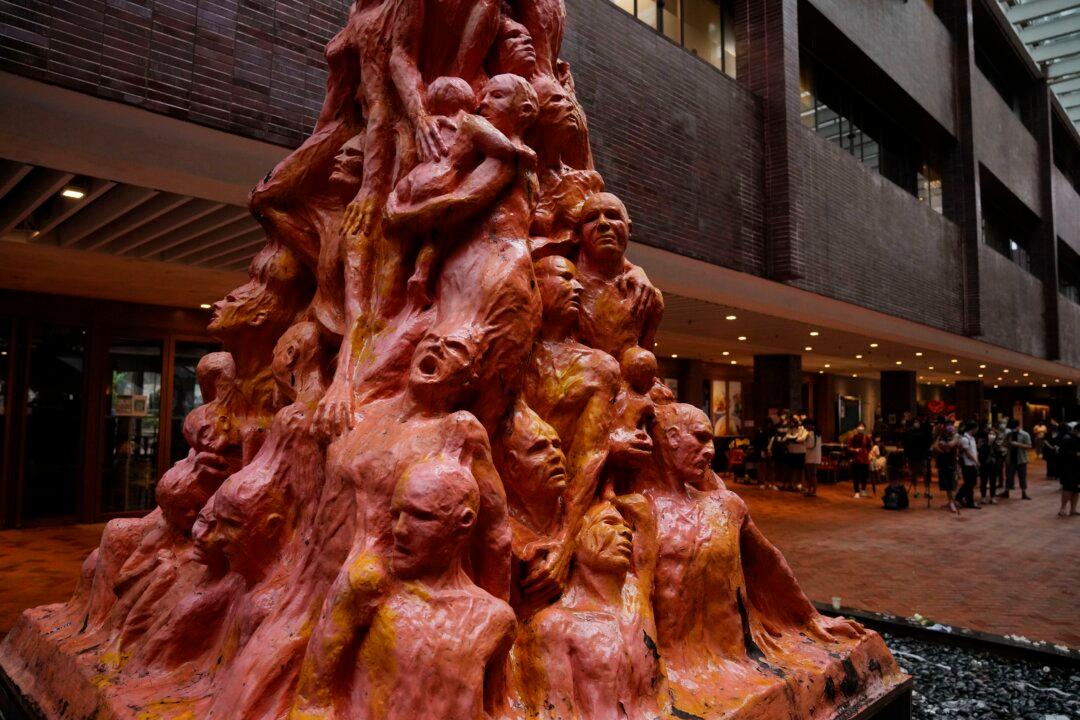 Artist Wants Safe Passage in Hong Kong to Remove Sculpture