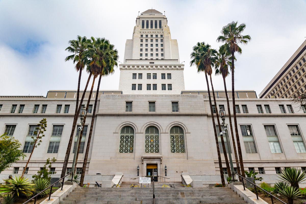 LA City Council Censures Kevin de León, Gil Cedillo Over Role in Scandal