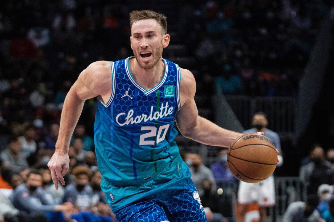 Bridges, Ball Lead Hornets Past Walker, Knicks 104–96