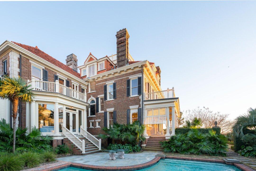 Charleston Charm: Colonial Revival Showplace ‘C. Bissell Jenkins House’ for Sale