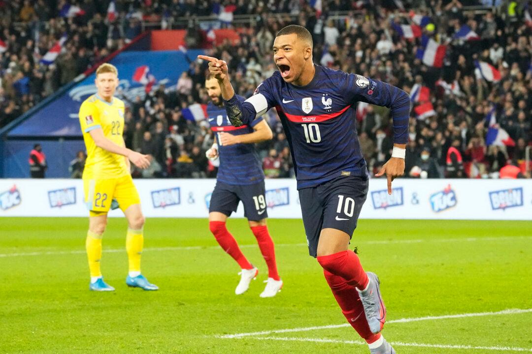 France, Belgium Win to Reach World Cup; Dutch Slip to Draw