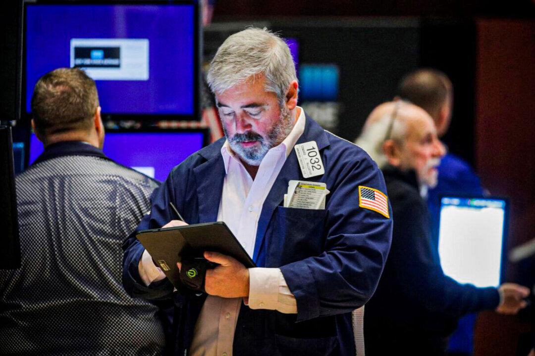 Wall Street Powers Higher on J&J, Big Tech Boost