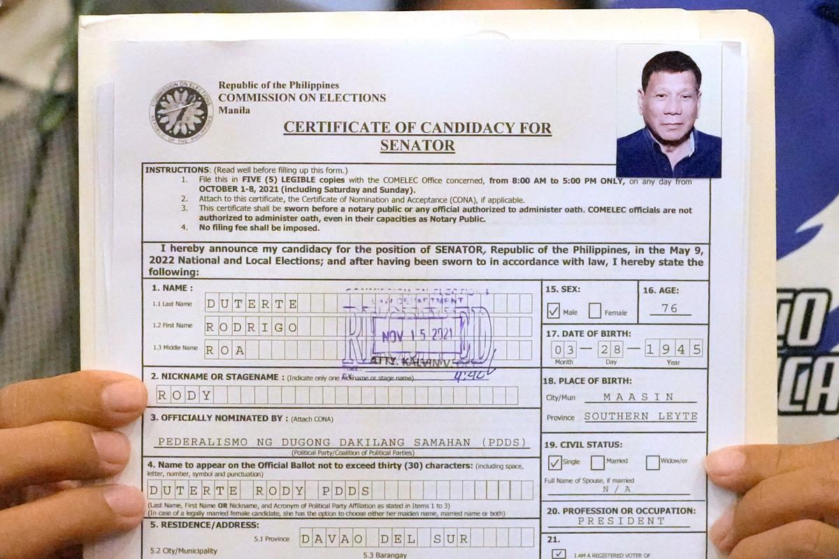 Philippines Duterte Seeks Senate Seat, Avoids Battle With Daughter